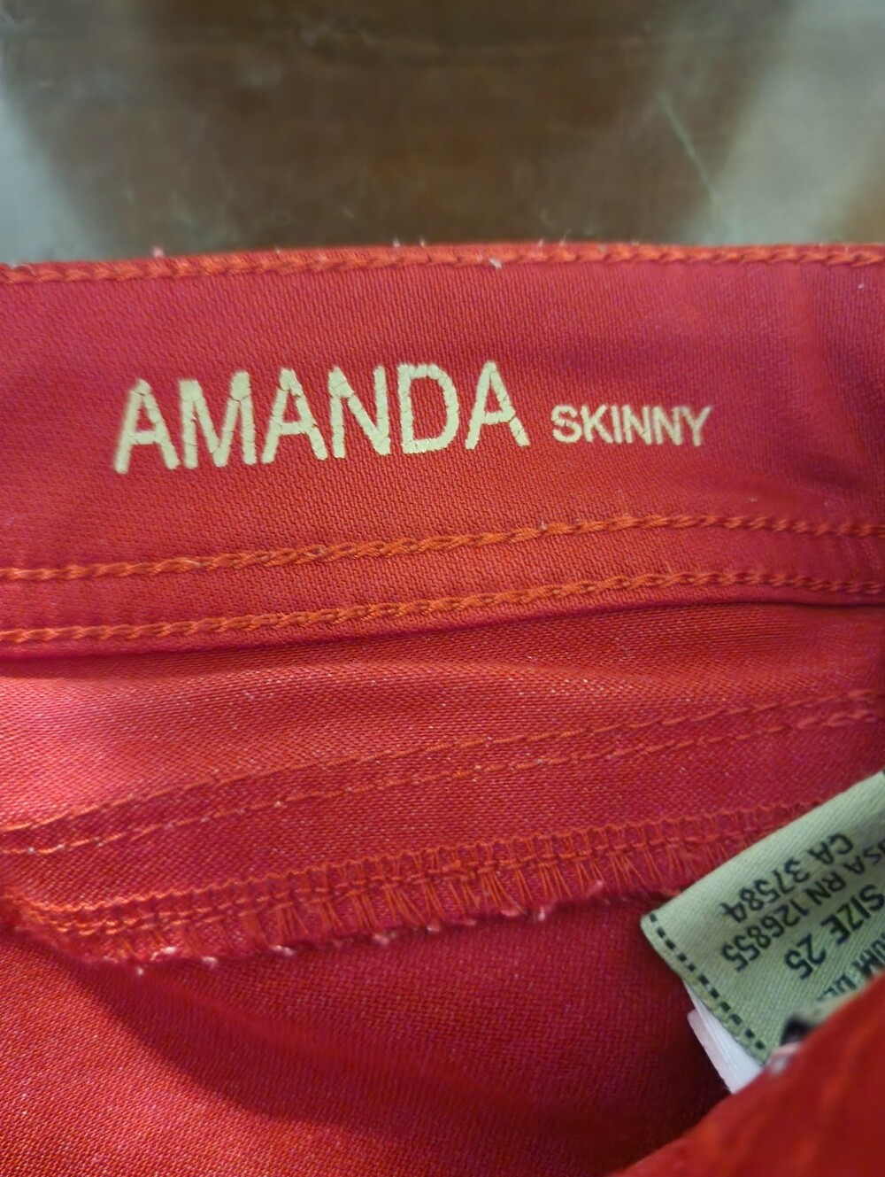 DL 1961 Amanda Skinny Jean in Pout, Size 25, 30" Long - Picture 10 of 11